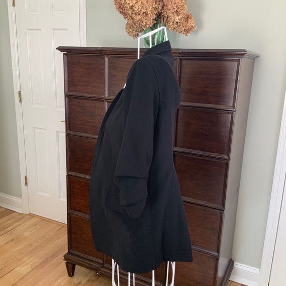 Jacket. Black - Picture 2 of 4